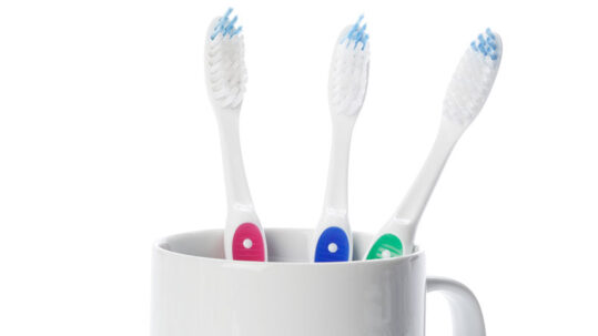 qual o melhor tipo de escova de dente
