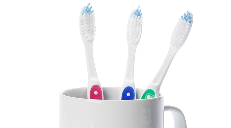 qual o melhor tipo de escova de dente